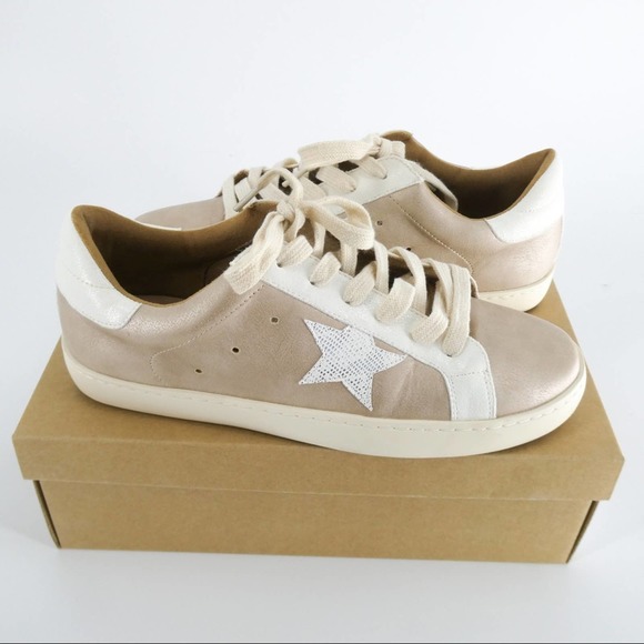 white Raven Shoes - White Raven | Women’s Sporty Star Fashion Sneakers, Rose Gold, 8, NEW
